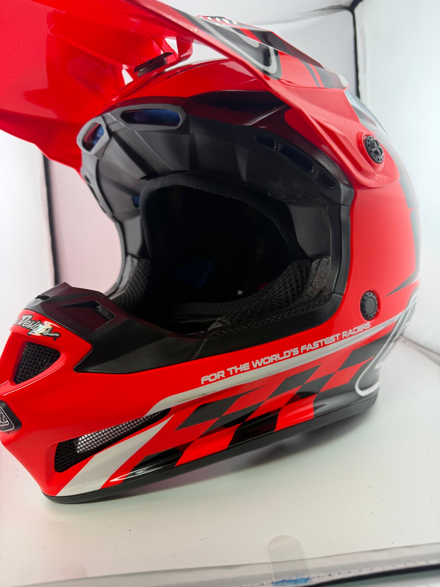 Troy Lee Designs Youth Large Helmet with MIPS SE4 Polyacrylite (Worn Once)